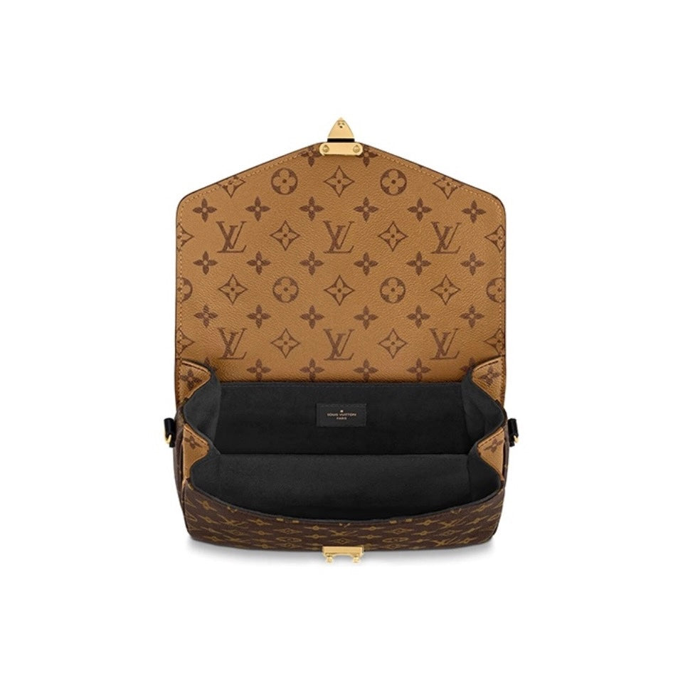 LOUIS VUITTON Pochette Metis