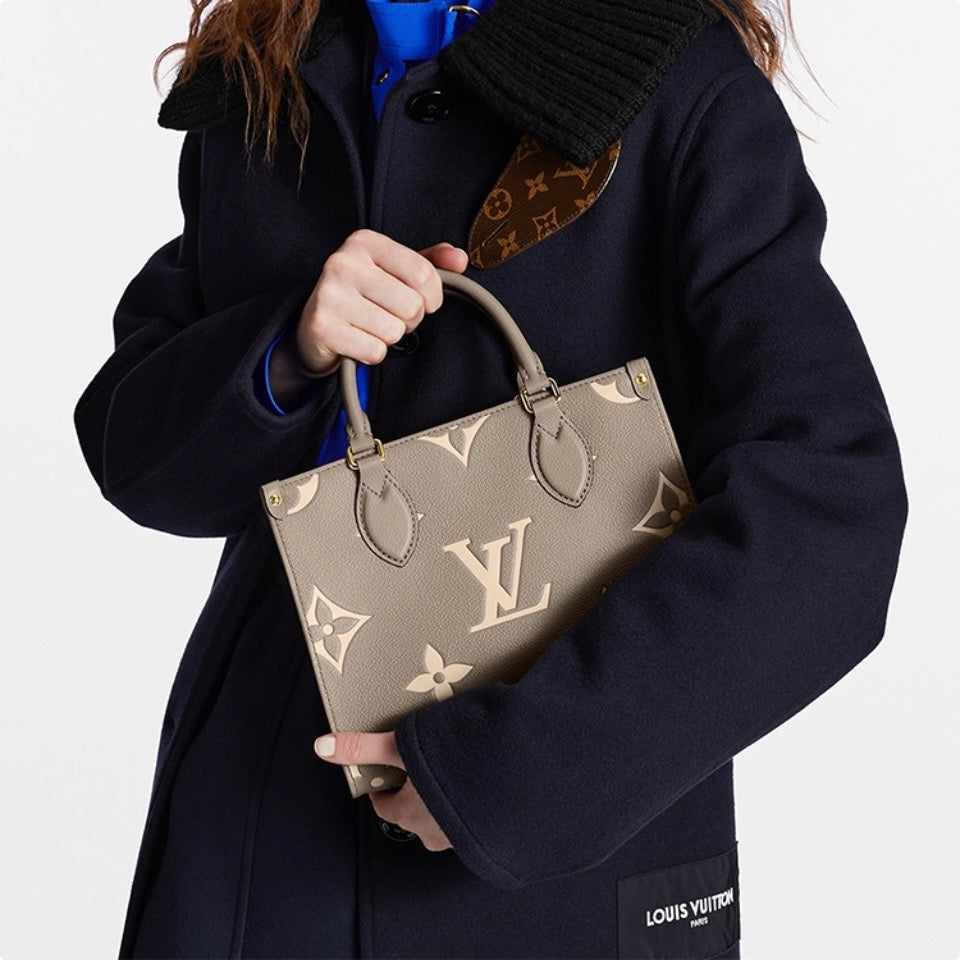 LOUIS VUITTON ONTHEGO PM