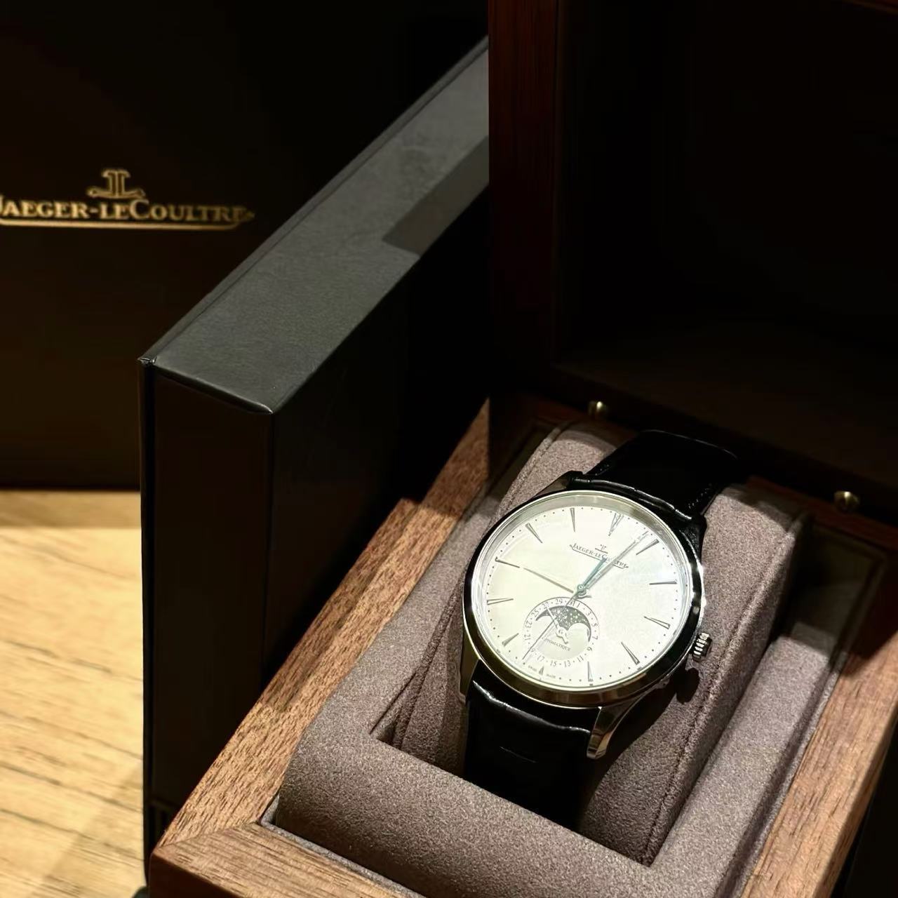 UnlockMen'sWatches #Jaeger-LeCoultreMoonPhaseMaster